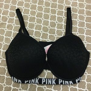 Vs pink wearevery wear push up bra size 34DD💕